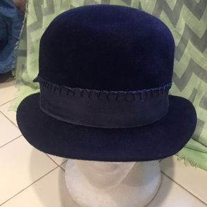 Vintage Peachbloom Velour bucket style hat